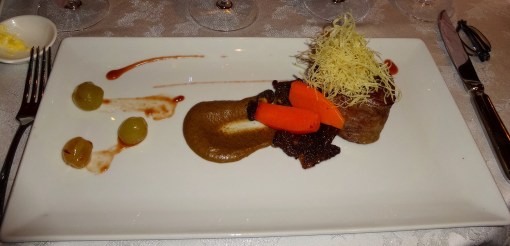 Beef tenderloin at Ambassador - reijosfood.com