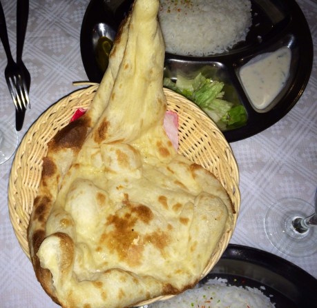 Naan bread at Lumbini - reijosfood.com