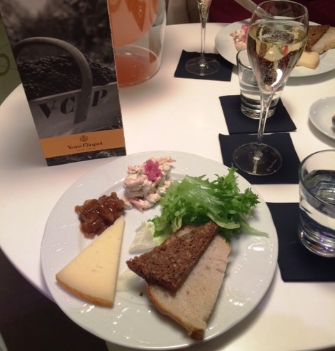 Snacks at Champagne bar - reijosfood.com