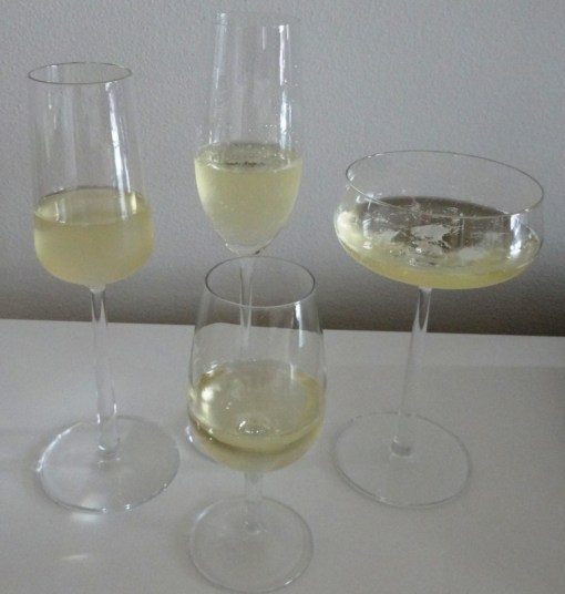 Champagne glasses - reijosfood.com
