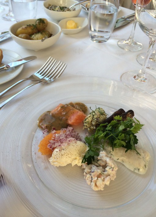 Fish plate at NJK - reijosfood.com