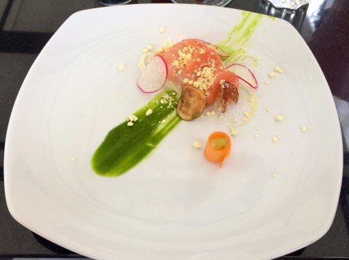 Salmon starter at Valo - reijosfood.com