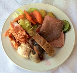 Buffet plate - reijosfood.com