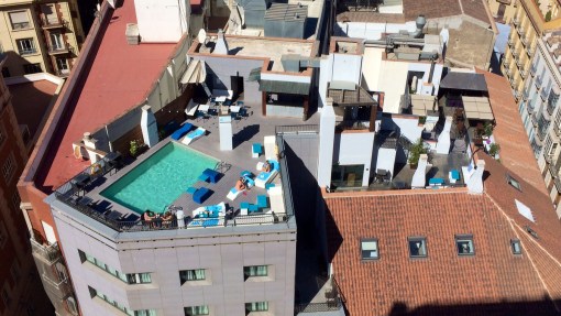 La Piscina Lounge - reijosfood.com